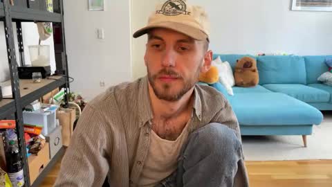 Snapshot of leonvampire chatting on 03-08-26, 11:58 Leon online show from 03-08-26, 11:58