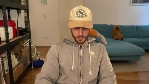 Snapshot of leonvampire chatting on 03-10-26, 03:06 Leon online show from 03-10-26, 03:06