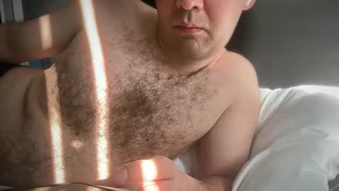 Snapshot of leoo699 chatting on 05-24-26, 04:12 leoo699 online show from 05-24-26, 04:12