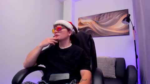 Leo  online show from 12-05-25, 04:21