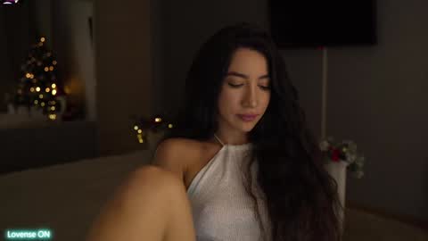 Snapshot of leoramallis chatting on 12-10-24, 04:17 Leora online show from 12-10-24, 04:17