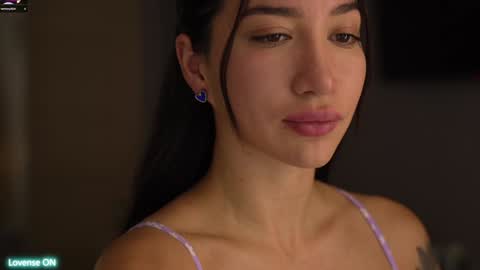Snapshot of leoramallis chatting on 12-15-24, 04:15 Leora online show from 12-15-24, 04:15