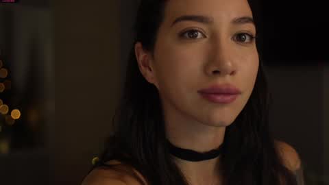 Snapshot of leoramallis chatting on 12-22-24, 04:17 Leora online show from 12-22-24, 04:17