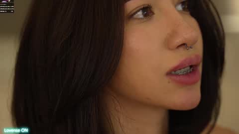 Snapshot of leoramallis chatting on 02-15-25, 03:50 Leora online show from 02-15-25, 03:50
