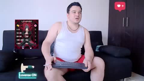 Snapshot of leoreem_ chatting on 02-11-26, 09:42 leoreem_ online show from 02-11-26, 09:42