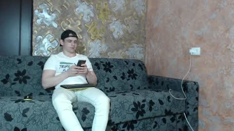 leoroman online show from 01-16-25, 03:02