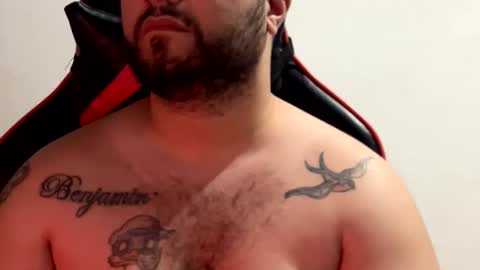 Leo Salvaje online show from 11-20-25, 02:06