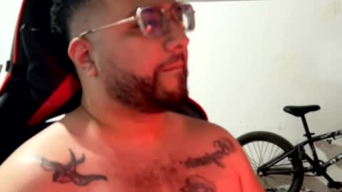 Leo Salvaje online show from 11-23-25, 06:19