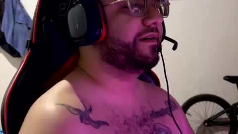 Leo Salvaje online show from 11-24-25, 08:19