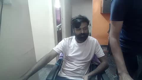 Leo online show from 12-17-24, 08:01