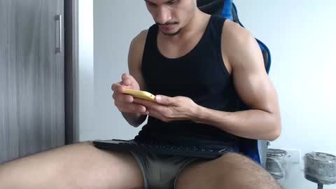 leostorm25 online show from 03-12-26, 08:26