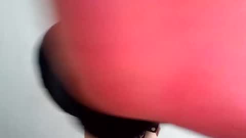 Abril online show from 04-30-26, 04:35