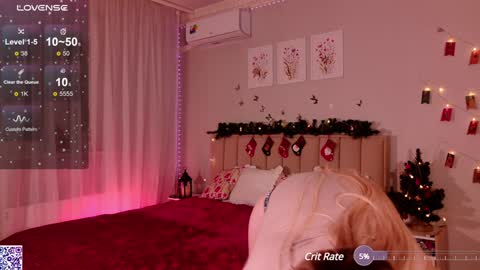 Nicole Moore online show from 12-27-24, 06:42