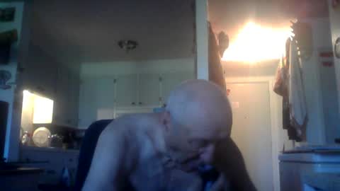 Snapshot of lesage9049 chatting on 07-12-26, 02:19 lesage9049 online show from 07-12-26, 02:19