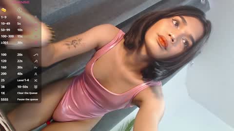 Snapshot of lesi_trisha chatting on 01-22-25, 07:35 Trisha18 online show from 01-22-25, 07:35