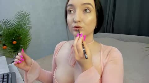 Snapshot of lesley_wins chatting on 11-02-25, 08:06 Lesley online show from 11-02-25, 08:06