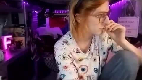 LesleyGumGrass- The Boring Trans girl online show from 03-05-25, 08:32