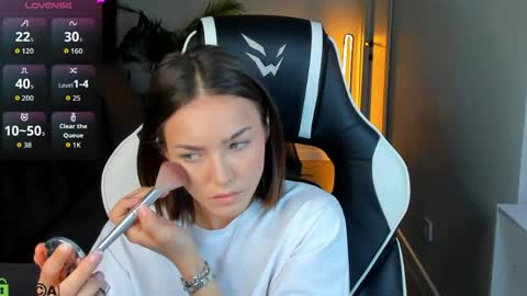 Leslie online show from 05-29-26, 01:03