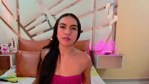 LeslieBush online show from 12-17-25, 12:11