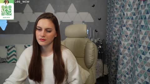 Snapshot of lesliekorfs chatting on 02-06-25, 10:21 LeslieKorfs online show from 02-06-25, 10:21