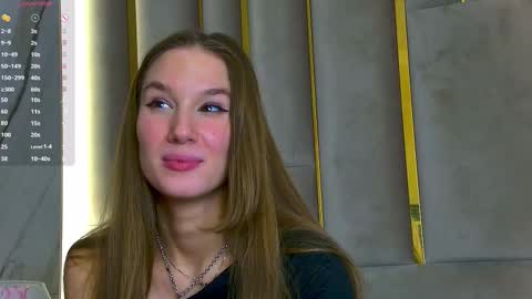 Leslie online show from 02-14-25, 02:44