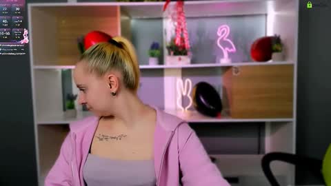 lesly_chilli online show from 02-22-26, 01:20