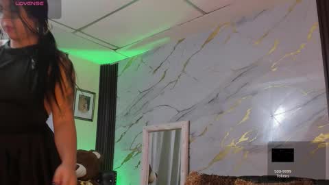 I am here from Monday to Friday from 730 am to 130 pm Colombia time and saturday from 500 am to 1000 am .... Soon Blue page online show from 11-14-25, 09:52