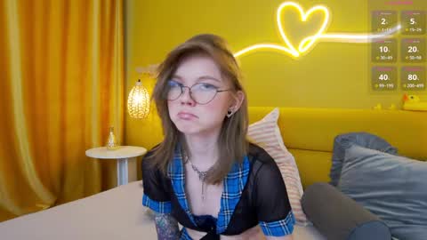 Lessy online show from 03-30-26, 03:07