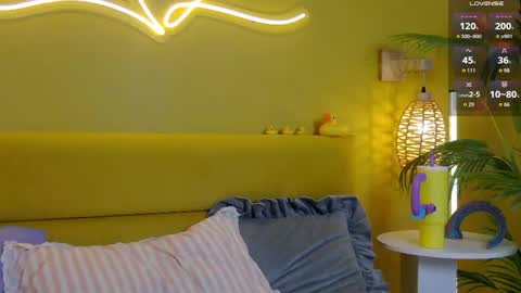 Snapshot of lessysweety chatting on 05-26-26, 03:13 Lessy online show from 05-26-26, 03:13
