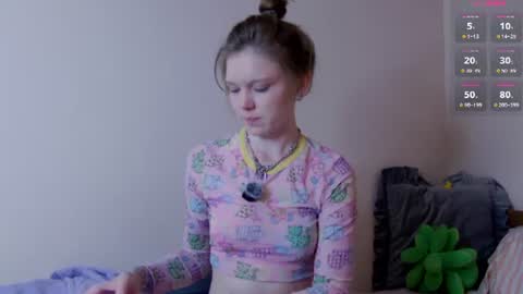 Lessy online show from 07-10-26, 03:22