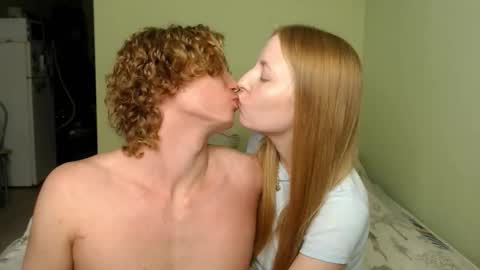 Alisa  Jhony online show from 11-16-25, 03:39