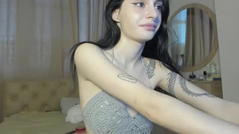 lesyaliss online show from 07-19-26, 04:33