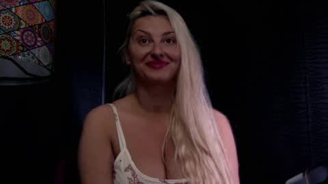 leticiareys online show from 04-20-26, 11:35