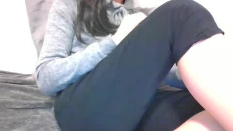 Snapshot of lets_play143 chatting on 03-06-25, 04:52 lets_play143 online show from 03-06-25, 04:52