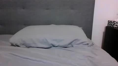 Snapshot of lets_play143 chatting on 10-15-25, 12:44 lets_play143 online show from 10-15-25, 12:44