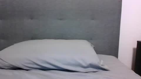 Snapshot of lets_play143 chatting on 10-22-25, 12:44 lets_play143 online show from 10-22-25, 12:44