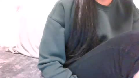 Snapshot of lets_play143 chatting on 10-28-25, 04:49 lets_play143 online show from 10-28-25, 04:49