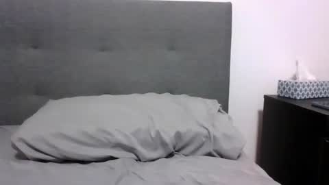 Snapshot of lets_play143 chatting on 11-18-25, 01:11 lets_play143 online show from 11-18-25, 01:11