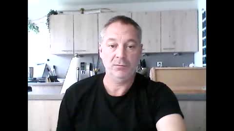 Snapshot of letshavefun2gether68 chatting on 10-05-25, 06:45 letshavefun2gether68 online show from 10-05-25, 06:45