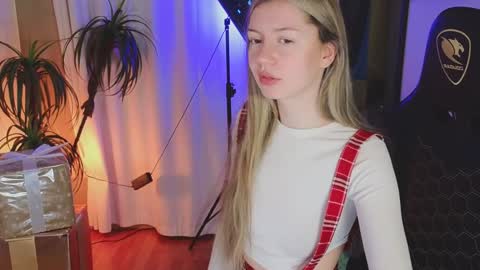 Snapshot of lettablush chatting on 12-21-24, 12:49 letta online show from 12-21-24, 12:49