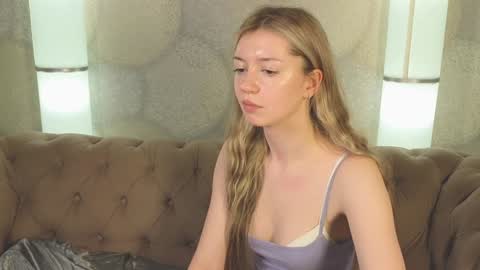 Snapshot of lettablush chatting on 01-11-25, 06:33 letta online show from 01-11-25, 06:33