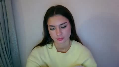 Emily online show from 11-12-25, 09:36