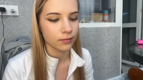 Snapshot of lettieharkin chatting on 05-26-26, 02:24 Kate online show from 05-26-26, 02:24