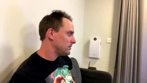 lilithgaze online show from 10-20-25, 10:59