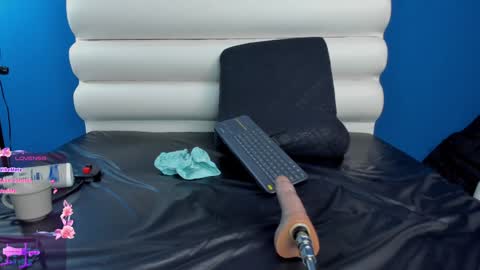 Maria Jose online show from 01-15-25, 05:15