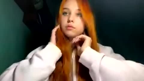 Snapshot of lettygherardini chatting on 03-13-26, 06:58 Lola online show from 03-13-26, 06:58