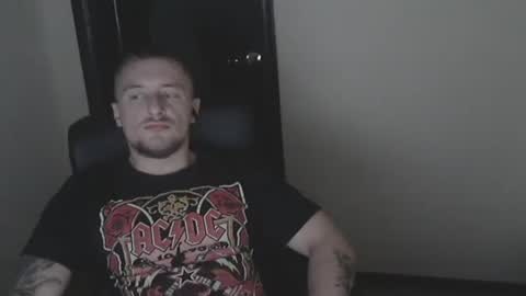 Snapshot of lev1ngston chatting on 12-24-24, 03:37 lev1ngston online show from 12-24-24, 03:37