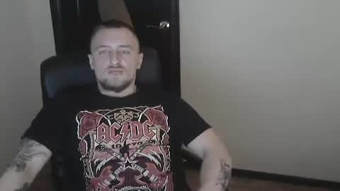 Snapshot of lev1ngston chatting on 01-07-25, 06:45 lev1ngston online show from 01-07-25, 06:45