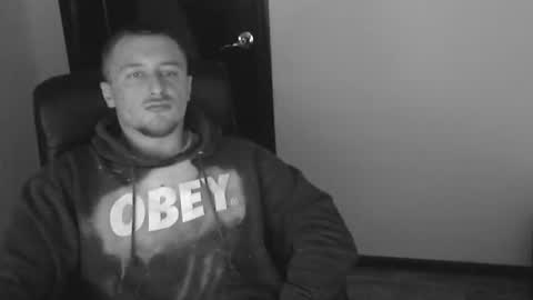 Snapshot of lev1ngston chatting on 01-20-25, 02:43 lev1ngston online show from 01-20-25, 02:43