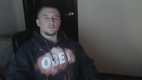 Snapshot of lev1ngston chatting on 02-01-25, 10:34 lev1ngston online show from 02-01-25, 10:34